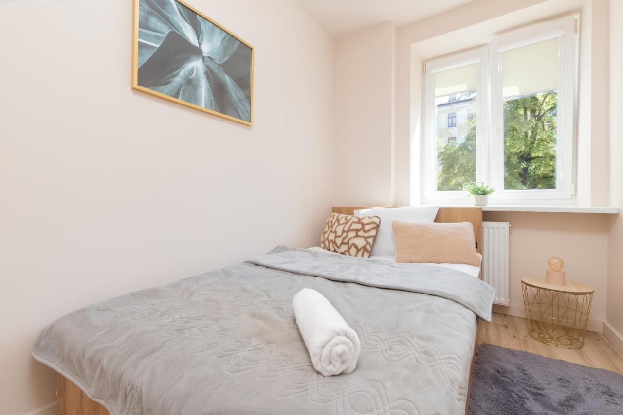Mokotow Apartments Reytan By Noclegi Renters ワルシャワ エクステリア 写真