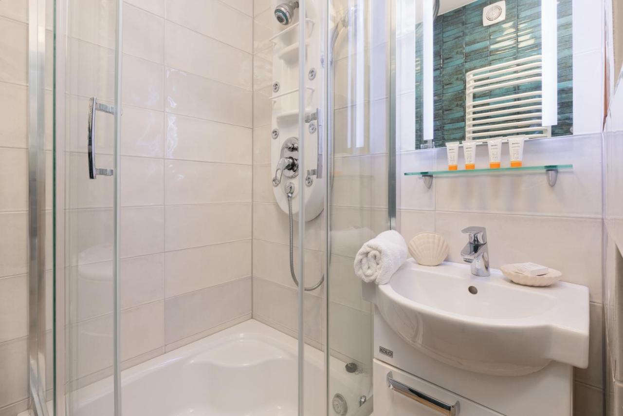 Mokotow Apartments Reytan By Noclegi Renters ワルシャワ エクステリア 写真