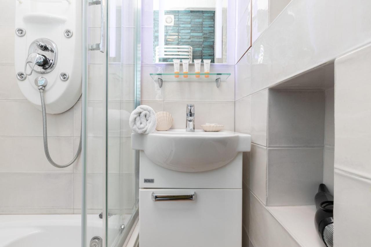 Mokotow Apartments Reytan By Noclegi Renters ワルシャワ エクステリア 写真